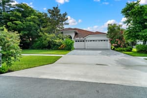 1732 Farmington Circle, Wellington, FL 33414 - MLS#R11108136