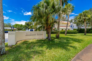 1011 Royal Palm Boulevard B3, Vero Beach, FL 32960 Sold 10/22/25