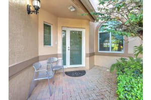 4991 Madison Lakes Circle Circle W, Davie, FL 33328 Sold 10/03/25