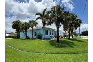 2396 Sw Pamona Street, Port Saint Lucie