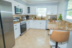 411 Forest Estate Drive, West Palm Beach, FL 33415 - MLS#R11108184