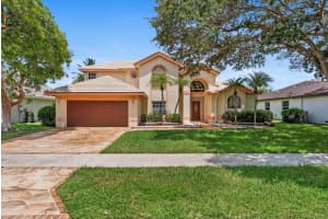 5600 Nw 38th Terrace, Coconut Creek