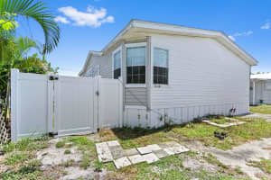 8169 SE Eagle Avenue, Hobe Sound, FL 33455 Sold 09/26/25