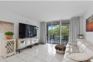 4850 NW 29th Court 430, Lauderdale Lakes, FL 33313 - MLS#R11108256