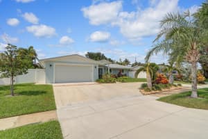 27 Willow Road, Tequesta, FL 33469 - MLS#R11108300