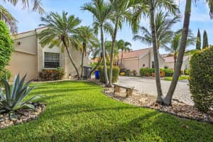 2657 La Lique Circle, Palm Beach Gardens, FL 33410 Sold 09/10/25