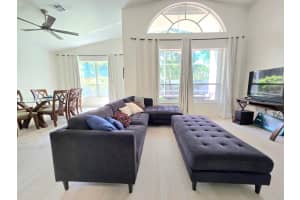 6810 Camille Street, Boynton Beach, FL 33437 - MLS#R11108324