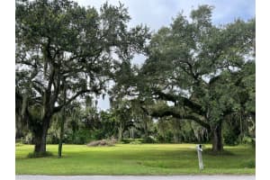 2070 SW 8th Street, Okeechobee, FL 34974 - MLS#R11108341