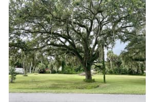 2070 8th Street, Okeechobee, FL 34974 - MLS#R11108341