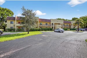 900 Sw 9th Street Circle 102, Boca Raton