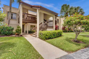 5306 Cedar Lake Drive 201, Boynton Beach