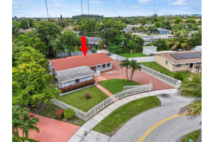 401 NW 198th Street, Miami Gardens, FL 33169 - MLS#R11108363