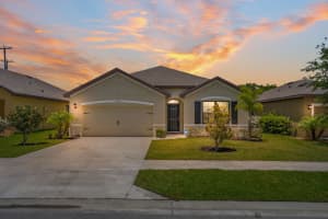 5616 Amusement Avenue, Fort Pierce, FL 34947 - MLS#R11108372
