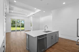 2144 Falls Manor, Vero Beach, FL 32967 - MLS#R11108376