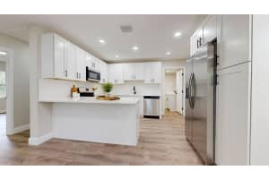 426 S L Street, Lake Worth Beach, FL 33460 Sold 08/29/25