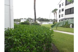 918 Oak Harbour Drive 918, Juno Beach, FL 33408 Sold 08/22/25