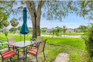 102 Westbury E 102, Deerfield Beach, FL 33442 Sold 10/10/25