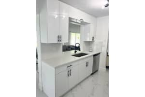 1902 Roma Way, Boynton Beach, FL 33426 - MLS#R11108453