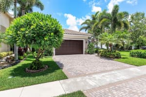 8388 Calabria Lakes Drive, Boynton Beach, FL 33473 - MLS#R11108454