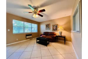 319 Norwich N, West Palm Beach
