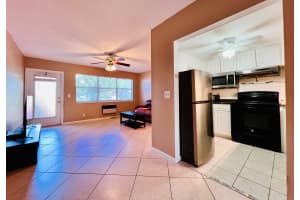319 Norwich N, West Palm Beach, FL 33417 - MLS#R11108461