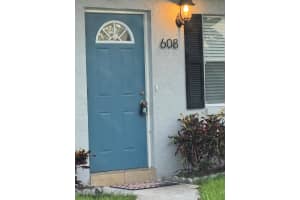 608 SW 8th Court, Delray Beach, FL 33444 - MLS#R11108486