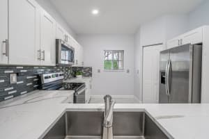 2285 Windjammer Way, West Palm Beach, FL 33411 - MLS#R11108516