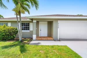 3170 SW Bridge Street, Port Saint Lucie, FL 34953 - MLS#R11108529