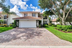 117 Hidden Hollow Drive, Palm Beach Gardens, FL 33418 Sold 11/13/25