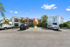 516 Osprey Drive 15d, Delray Beach, FL 33444 Sold 11/03/25