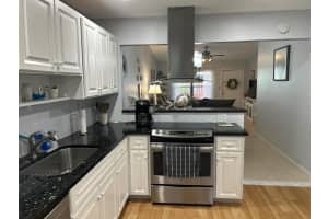 8093 SE Villa Circle, Hobe Sound, FL 33455 - MLS#R11108608