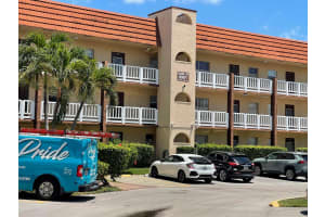 8901 Sunrise Lakes Boulevard 202, Sunrise, Fl 33322, Sunrise