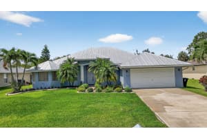 1342 Sw Oriole Lane, Port Saint Lucie