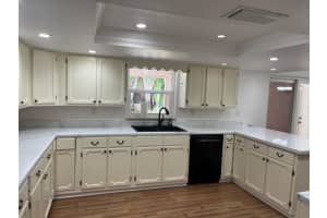 115 36th Court, Vero Beach, FL 32968 - MLS#R11108678