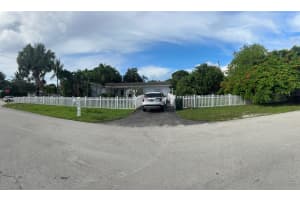 200 NW 9th Street, Boca Raton, FL 33432 Sold 10/03/25