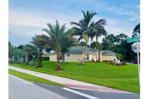 3601 SW Ballweg Street, Port Saint Lucie, FL 34953 - MLS#R11108705