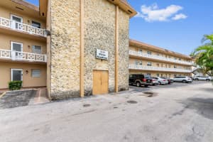 3530 Nw 52nd Avenue 409, Lauderdale Lakes