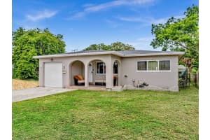 13 Se 14th Street, Dania Beach