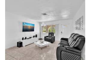 13 SE 14th Street, Dania Beach, FL 33004 - MLS#R11108723