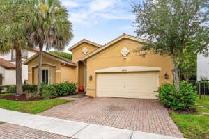 19381 Stonebrook Street, Weston, FL 33332 Sold 10/30/25