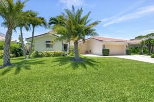 902 Foxpointe Circle, Delray Beach, FL 33445 - MLS#R11108754