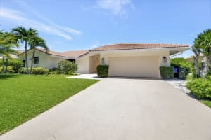 902 Foxpointe Circle, Delray Beach, FL 33445 - MLS#R11108754