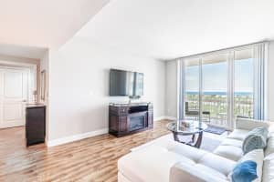 350 N Federal Highway 1207, Boynton Beach, FL 33435 - MLS#R11108797