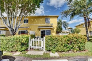 514 W Bloxham Street, Lantana, FL 33462 - MLS#R11108834