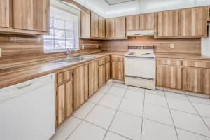 445 Franconia Circle, Lake Worth, FL 33467 Sold 12/12/25