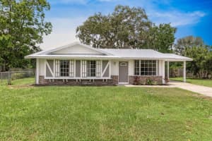 264 NE Ardsley Drive, Port St Lucie, FL 34983 Sold 09/12/25