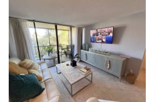 1 Royal Palm 3050 Way 3050, Boca Raton, FL 33432 - MLS#R11108860
