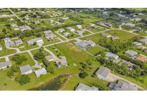 18742 Crosswind Avenue, North Fort Myers, FL 33917 - MLS#R11108877