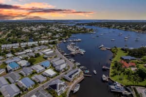 4300 SE St Lucie Boulevard 19, Stuart, FL 34997 - MLS#R11108889