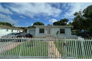 525 NE 126th Street, North Miami, FL 33161 Sold 10/03/25
